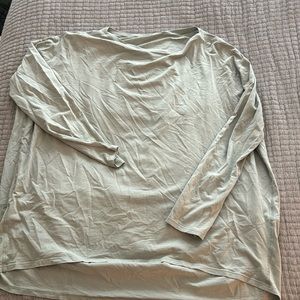 Lululemon Back in Action top